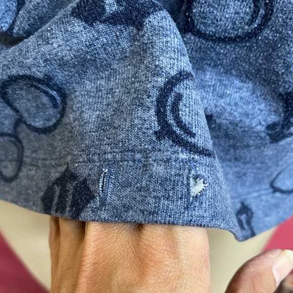 Harry Potter Hogwarts Long Sleeve Knit top Size Medium - Picture 5 of 5